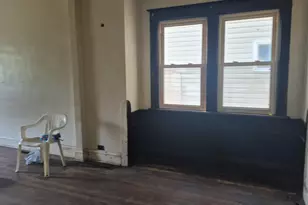 544 Van Buren St, Gary, IN 46402 - Photo 7