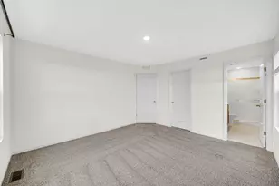 8710 Larkspur Ln, Saint John, IN 46373 - Photo 17