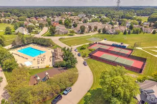 284 Muirfield Dr, Valparaiso, IN 46385 - Photo 67