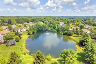 284 Muirfield Dr, Valparaiso, IN 46385 - Photo 65