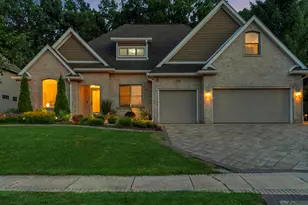 284 Muirfield Dr, Valparaiso, IN 46385 - Photo 3