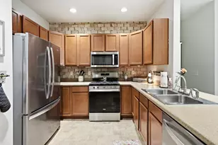 7414 E 103rd Dr, Crown Point, IN 46307 - Photo 17