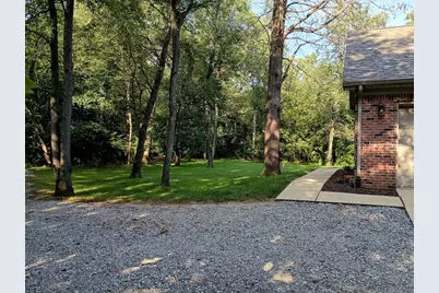 9077 W 1225 N, Demotte, IN 46310 - Photo 35