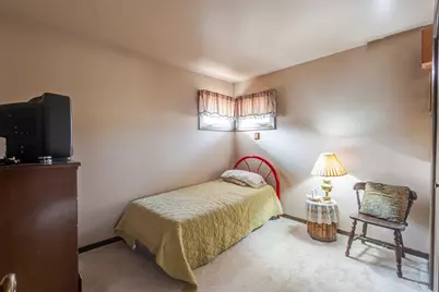 9609 Northcote Avenue, Munster, IN 46321 - Photo 17