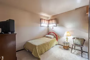9609 Northcote Ave, Munster, IN 46321 - Photo 17