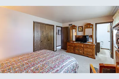 9609 Northcote Avenue, Munster, IN 46321 - Photo 15