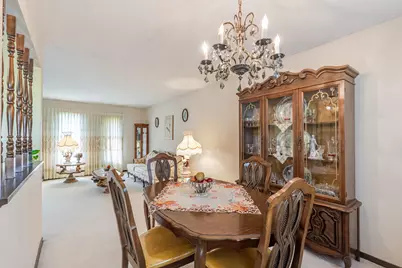 9609 Northcote Avenue, Munster, IN 46321 - Photo 7