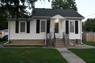 207 N Ash St, Hobart, IN 46342 - Photo 1