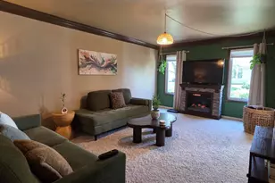 2224 Sandridge Ln, Dyer, IN 46311 - Photo 17