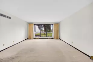 4325 Annandale Ln, Crown Point, IN 46307 - Photo 3