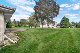 4325 Annandale Ln, Crown Point, IN 46307 - Photo 17