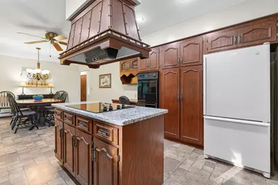 200 N 560 W, Valparaiso, IN 46385 - Photo 11
