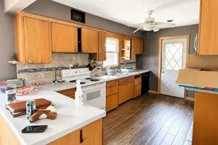 2295 W 41st Ave, Gary, IN 46408 - Photo 3