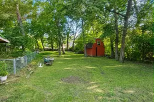 2295 W 41st Ave, Gary, IN 46408 - Photo 23