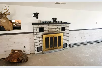 2295 W 41st Avenue, Gary, IN 46408 - Photo 15