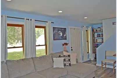 511 S Longshore Drive, Walkerton, IN 46574 - Photo 3