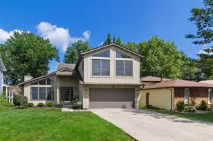 1833 Sandy Beach Dr, Crown Point, IN 46307 - Photo 3