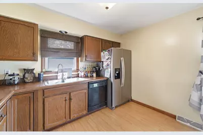 5272 Evergreen Avenue, Portage, IN 46368 - Photo 11