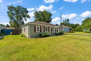 206 E 9th St, La Porte, IN 46350 - Photo 15
