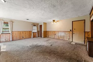 206 E 9th St, La Porte, IN 46350 - Photo 7