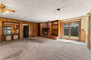 206 E 9th St, La Porte, IN 46350 - Photo 9