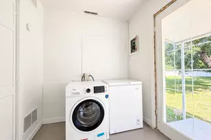 402 W College Ave, Morocco, IN 47963 - Photo 11
