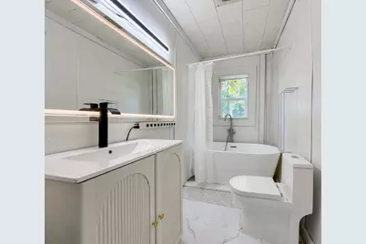 402 W College Avenue, Morocco, IN 47963 - Photo 7