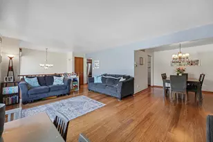 457 Fisher St, Munster, IN 46321 - Photo 5