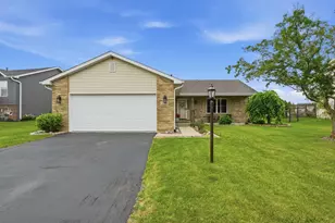 12329 Tippecanoe Pl, Crown Point, IN 46307 - Photo 3