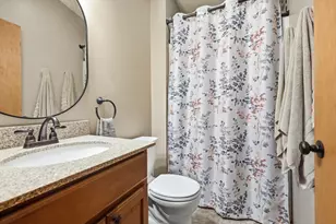 12329 Tippecanoe Pl, Crown Point, IN 46307 - Photo 19