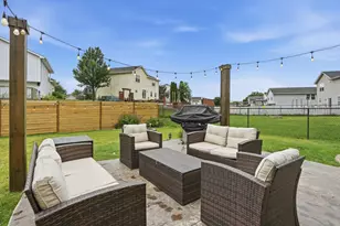 12329 Tippecanoe Pl, Crown Point, IN 46307 - Photo 7