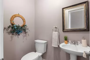 406 Lafayette St, Valparaiso, IN 46383 - Photo 17