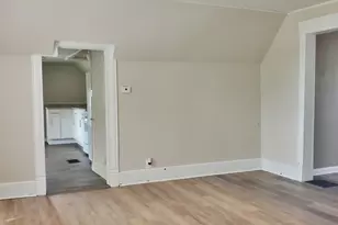 215 Cleveland Ave, Michigan City, IN 46360 - Photo 35