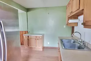 215 Cleveland Ave, Michigan City, IN 46360 - Photo 21