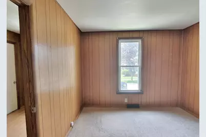 215 Cleveland Avenue, Michigan City, IN 46360 - Photo 31