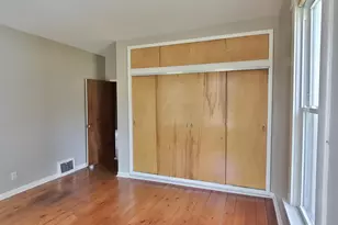 215 Cleveland Ave, Michigan City, IN 46360 - Photo 25