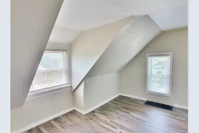 215 Cleveland Avenue, Michigan City, IN 46360 - Photo 39