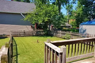 215 Cleveland Ave, Michigan City, IN 46360 - Photo 9