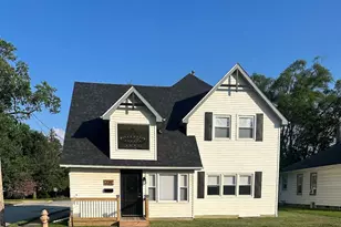 229 E Beam St, Westchester Township, IN 46304 - Photo 1