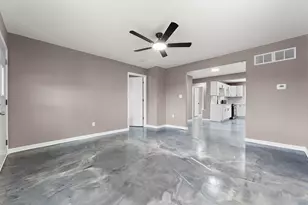 19 E 36th Pl, Hobart, IN 46342 - Photo 5