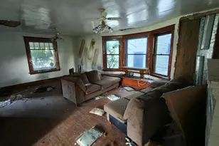 708 Harrison St, Gary, IN 46402 - Photo 11