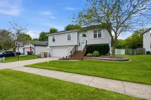 501 Killarney Ln, Valparaiso, IN 46385 - Photo 1