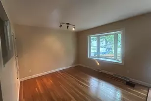 1255 Gatewood Dr, Lowell, IN 46356 - Photo 5