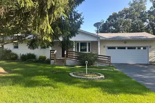 1255 Gatewood Dr, Lowell, IN 46356 - Photo 1