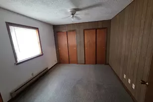306 W Wilson St, Hebron, IN 46341 - Photo 5