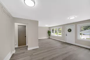 5076 Concord Ave, Portage, IN 46368 - Photo 9