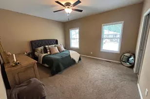 1300 Bobolink Rd, Valparaiso, IN 46383 - Photo 9