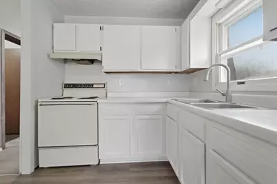 150 Sycamore Court #154, Hebron, IN 46341 - Photo 5