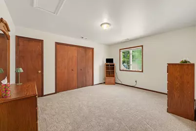 5898 Carol Court, Demotte, IN 46310 - Photo 11