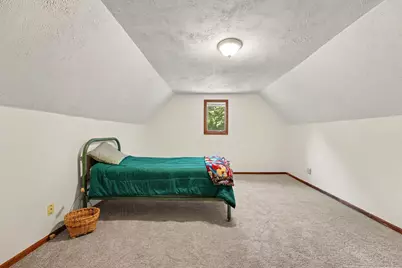5898 Carol Court, Demotte, IN 46310 - Photo 17